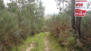 Land for sale in Marco de Canaveses, Portugal — €45,000
