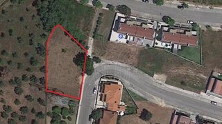 Terreno · 1211 m² · 77 500 €