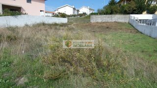 Land for sale in Seia, Portugal — €49,000