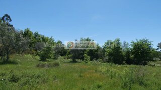Land for sale in Seia, Portugal — €8,500