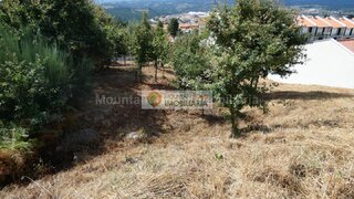 Land for sale in Seia, Portugal — €80,000