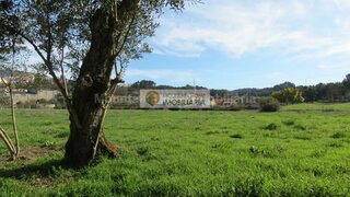 Land for sale in Seia, Portugal — €17,000