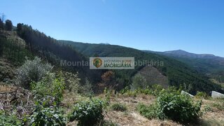 Land for sale in Seia, Portugal — €23,000