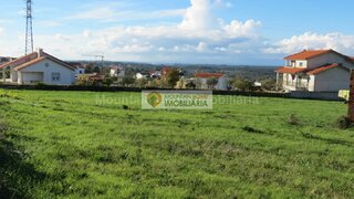 Land for sale in Seia, Portugal — €95,000