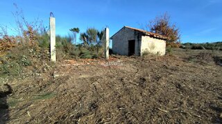 Land for sale in Oliveira do Hospital, Portugal — €27,000