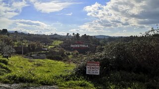 Land for sale in Seia, Portugal — €22,000