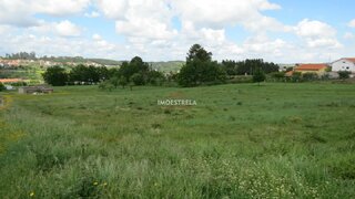Land for sale in Seia, Portugal — €350,000