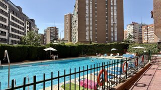 3-bedroom apartment with pool in Niño Jesús, Madrid