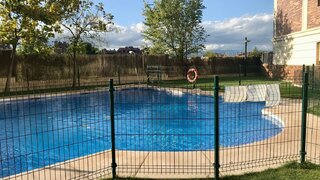 2-bedroom apartment with pool in Valdemarín, Madrid