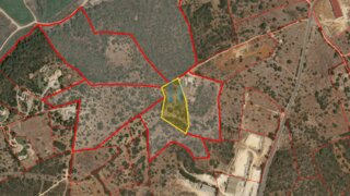 Terreno de 14 320 m² em Lagoa