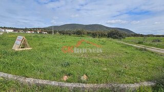 Land for sale in Serpa, Portugal — €28,000
