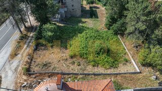 Land for sale in Póvoa de Lanhoso, Portugal — €199,900