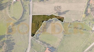 Land for sale in Póvoa de Lanhoso, Portugal — €108,000