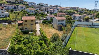 Land for sale in Póvoa de Lanhoso, Portugal — €75,900