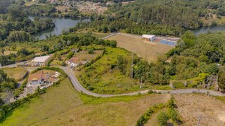 Land for sale in Póvoa de Lanhoso, Portugal — €39,900