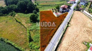 Land for sale in Oliveira de Azeméis, Portugal — €45,000