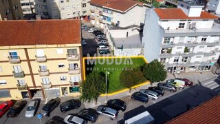 Land for sale in Oliveira de Azeméis, Portugal — €250,000
