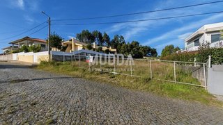 Land for sale in Santa Maria da Feira, Portugal — €105,000