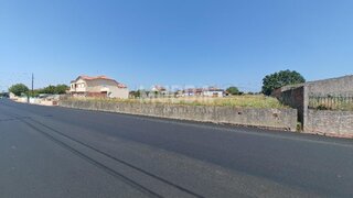 Land for sale in Estarreja, Portugal — €225,000