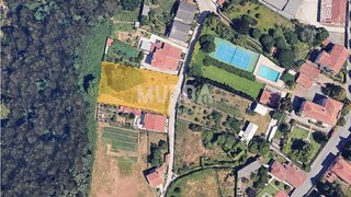 Land for sale in Oliveira de Azeméis, Portugal — €60,000