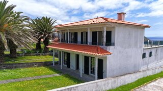 Land for sale in Horta, Portugal — €400,000