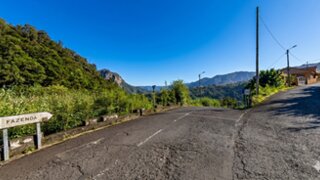 Land for sale in Santana, Portugal — €89,000