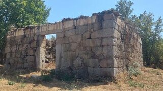 Land for sale in Oliveira do Hospital, Portugal — €45,500