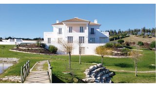 Land for sale in Óbidos, Portugal