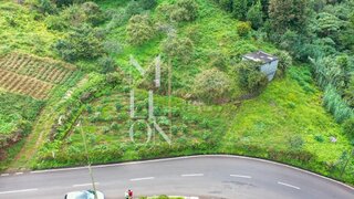 Land for sale in Santana, Portugal — €195,000