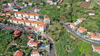Land for sale in Santana, Portugal — €295,000
