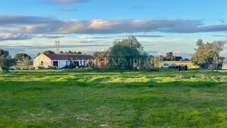 Land for sale in Moita, Portugal — €595,000