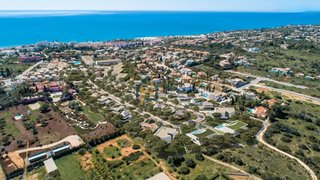Land for sale in Lagos, Portugal — €370,000