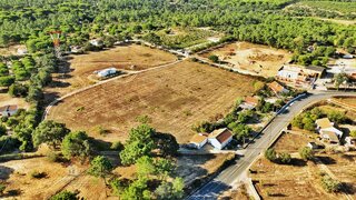 Land for sale in Santiago do Cacém, Portugal — €450,000