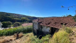 Land for sale in Paredes de Coura, Portugal — €75,000