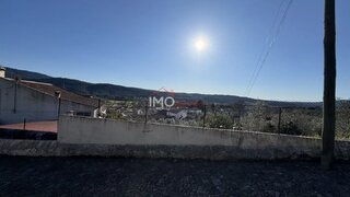 Land for sale in Marvão, Portugal — €25,000