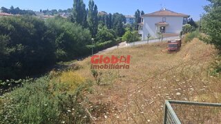 Land for sale in Sátão, Portugal — €80,000