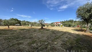 Terreno de 4240 m² em Viseu