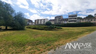 Terreno de 4966 m² em Viseu
