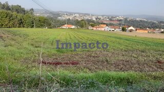 Land for sale in Oliveira de Azeméis, Portugal — €150,000