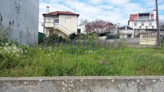 Land for sale in São João da Madeira, Portugal — €75,000