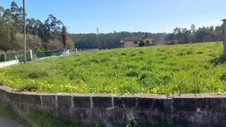 Land for sale in Oliveira de Azeméis, Portugal — €75,000