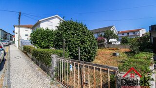 Land for sale in São Pedro do Sul, Portugal — €80,000