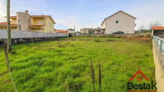 Land for sale in São Pedro do Sul, Portugal — €37,500