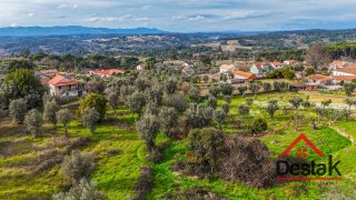 Terreno em Viseu · 2559 m² · 60 000 €