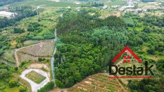 Land for sale in Vouzela, Portugal — €23,000