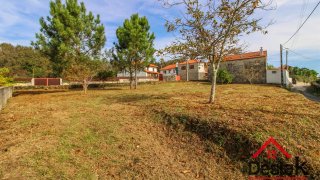 Land for sale in São Pedro do Sul, Portugal — €42,500