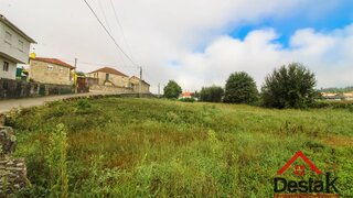 Land for sale in São Pedro do Sul, Portugal — €30,000