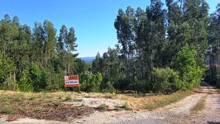 Land for sale in Pedrógão Grande, Portugal — €25,000