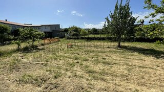Land for sale in Gouveia, Portugal — €11,000