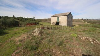 Land for sale in Gouveia, Portugal — €15,000